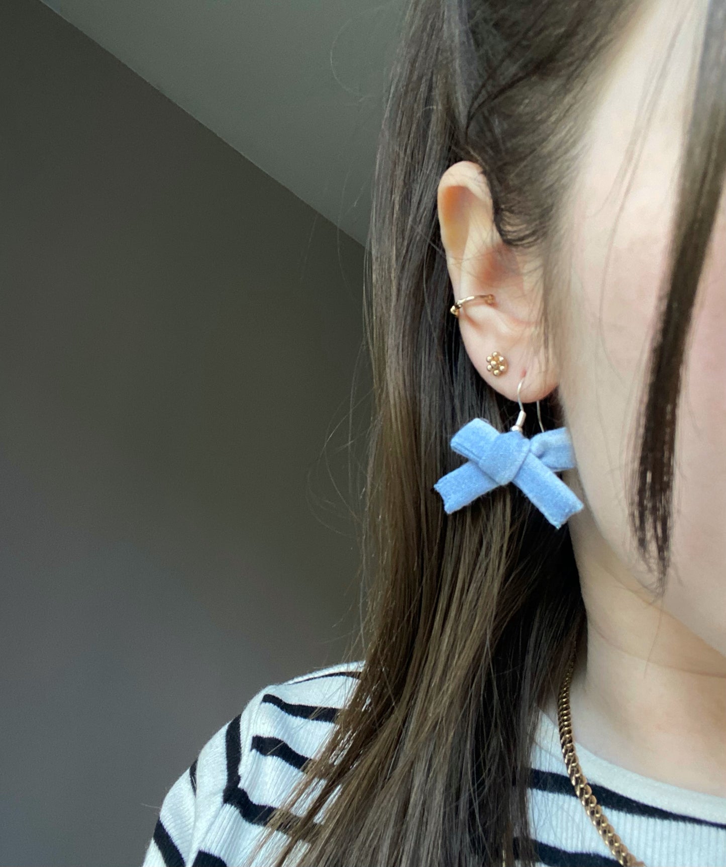 Boucles d’oreilles bleues